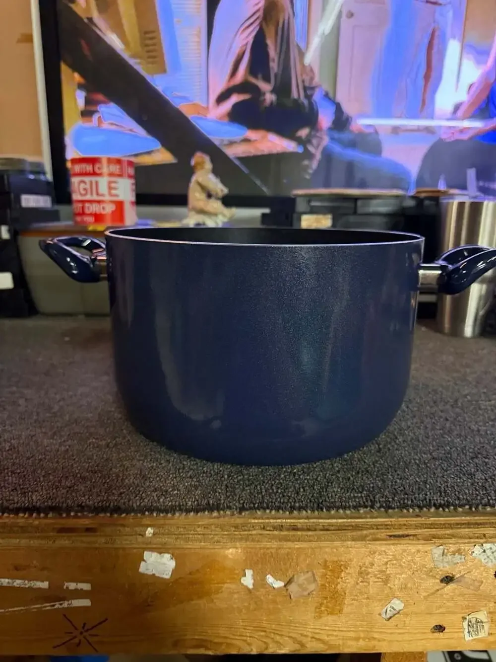 Marketplace 8-Quart Covered Stock Pot, Classic Nonstick Blue
